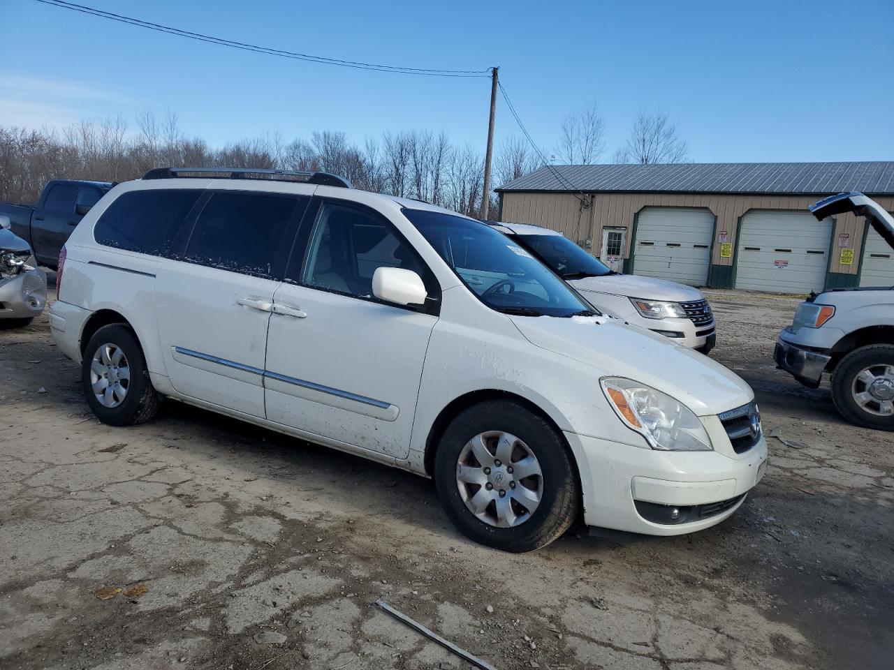 2007 HYUNDAI Entourage