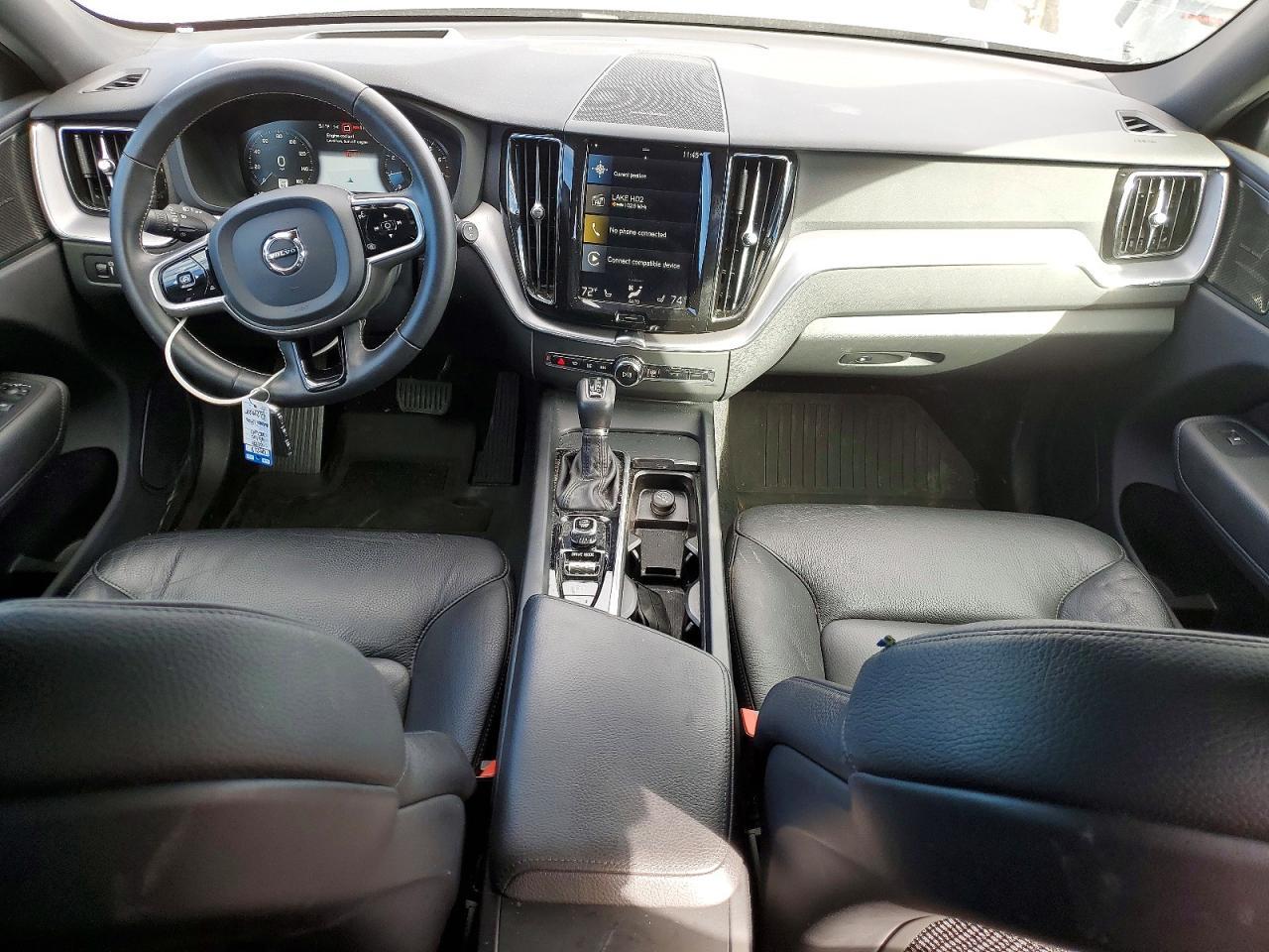 2020 VOLVO XC60