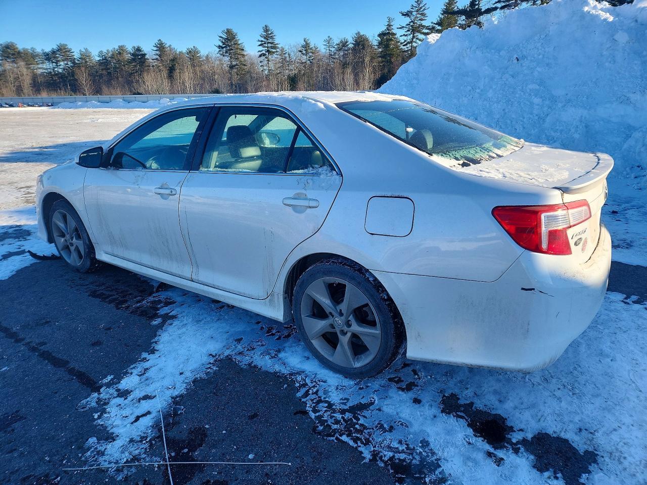 2012 TOYOTA CAMRY