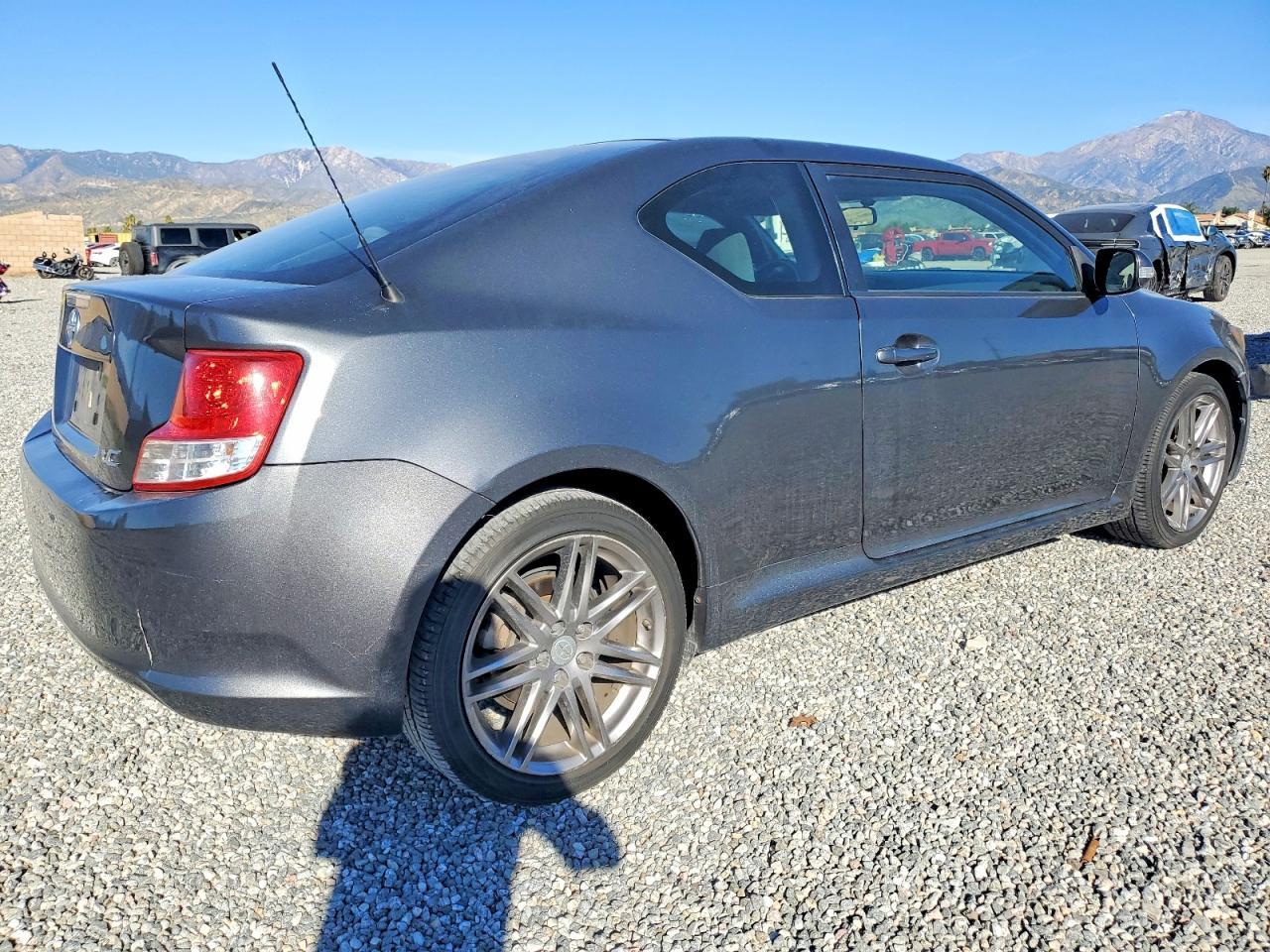 2012 TOYOTA SCION
