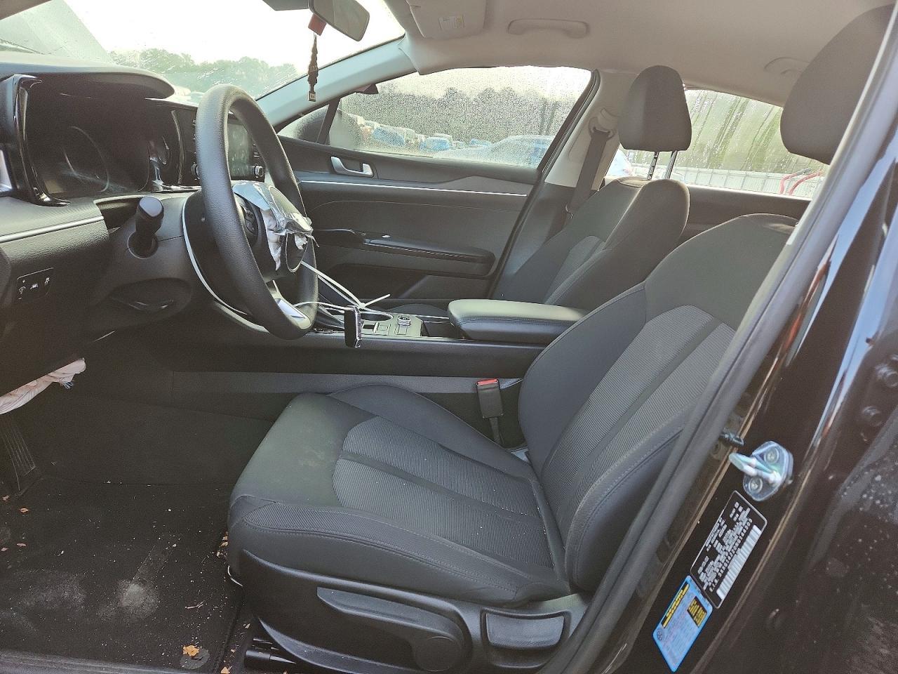 2022 KIA K5