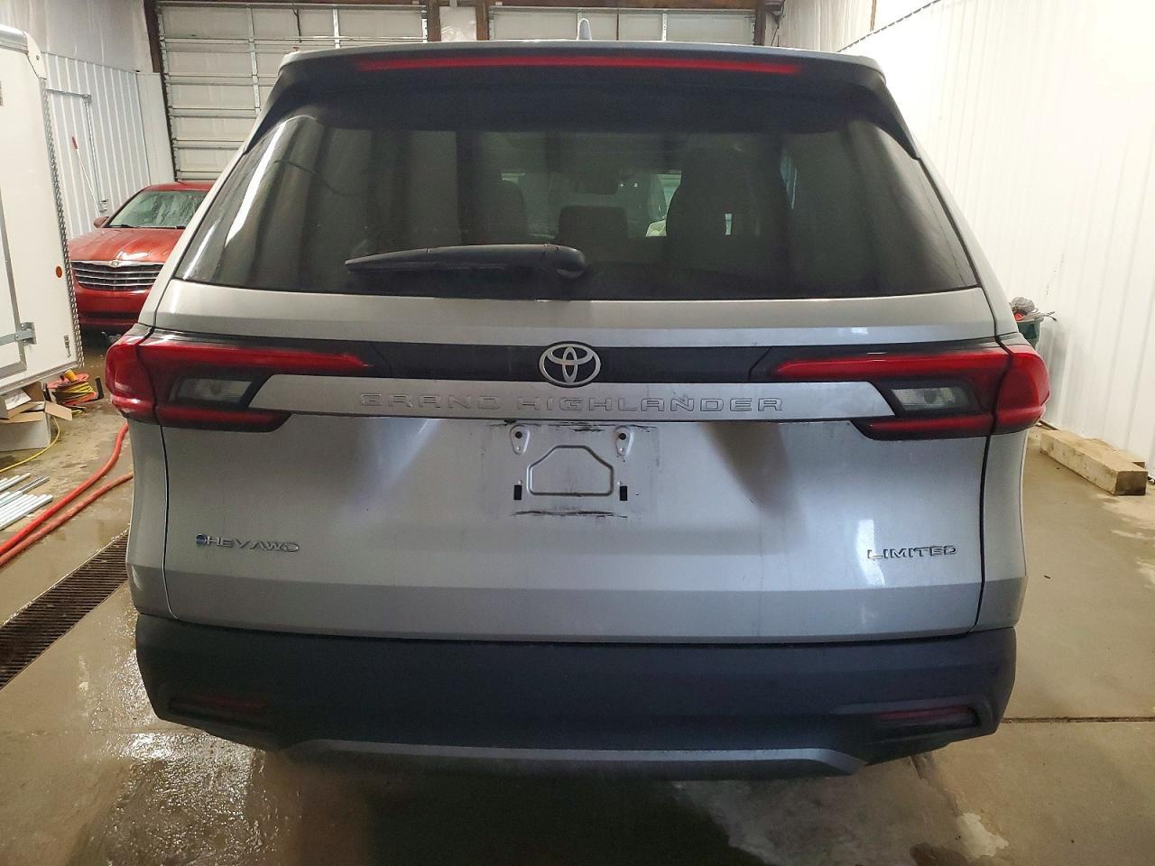 2024 TOYOTA HIGHLANDER