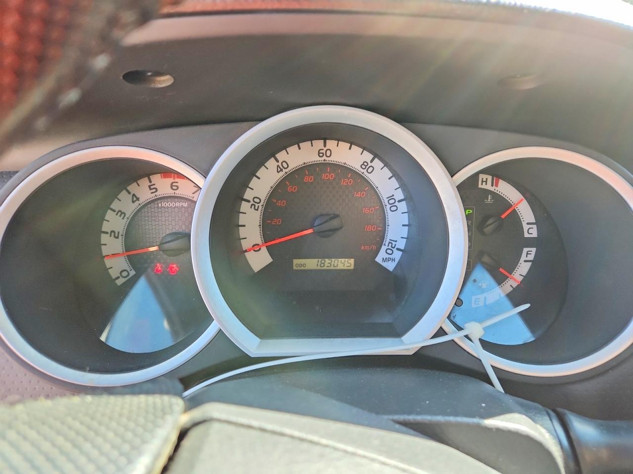 2012 TOYOTA TACOMA