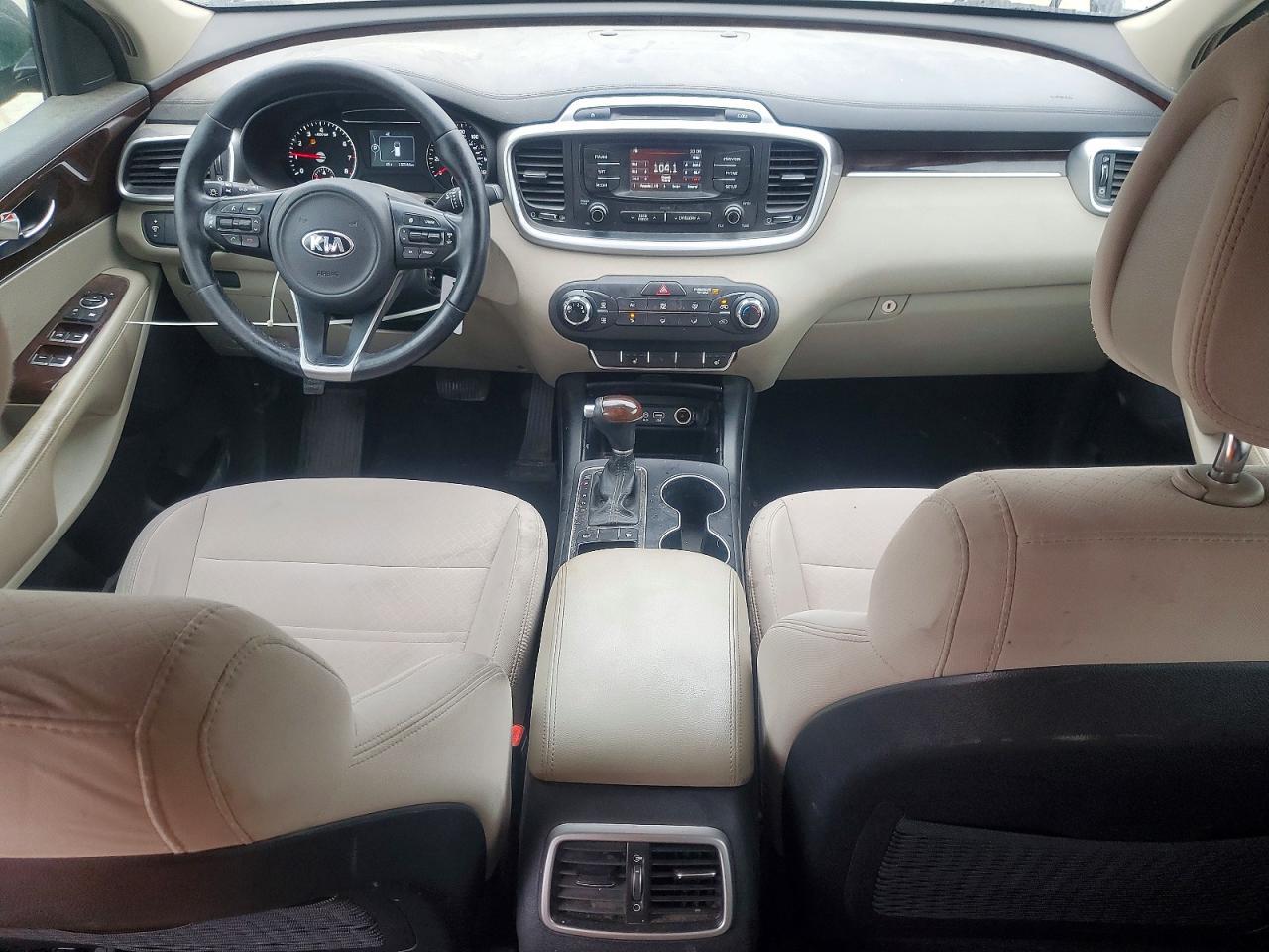 2016 KIA SORENTO