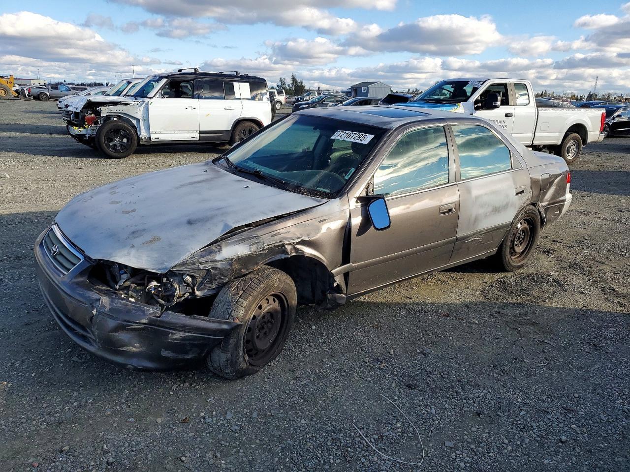 2001 TOYOTA CAMRY