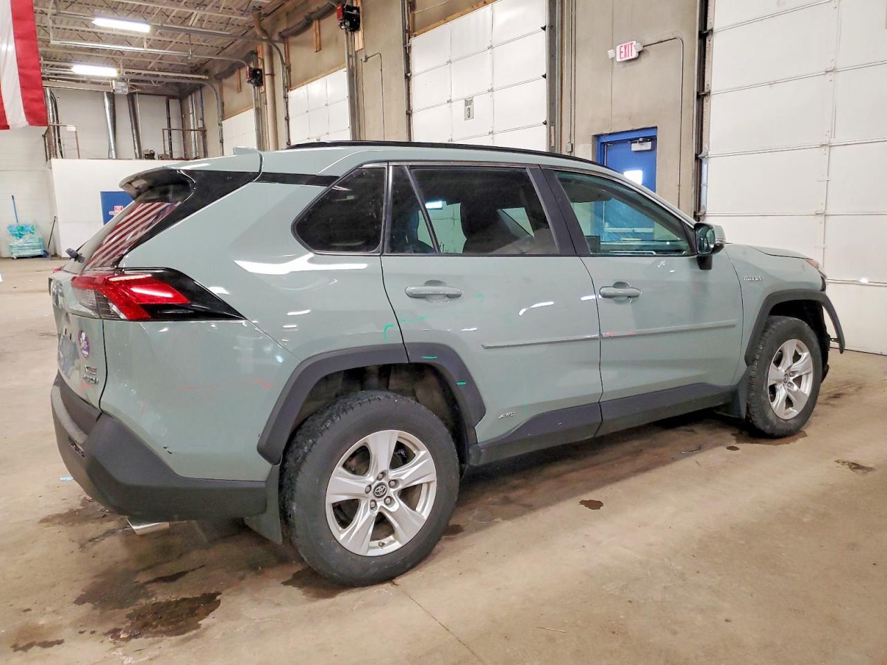 2019 TOYOTA RAV4