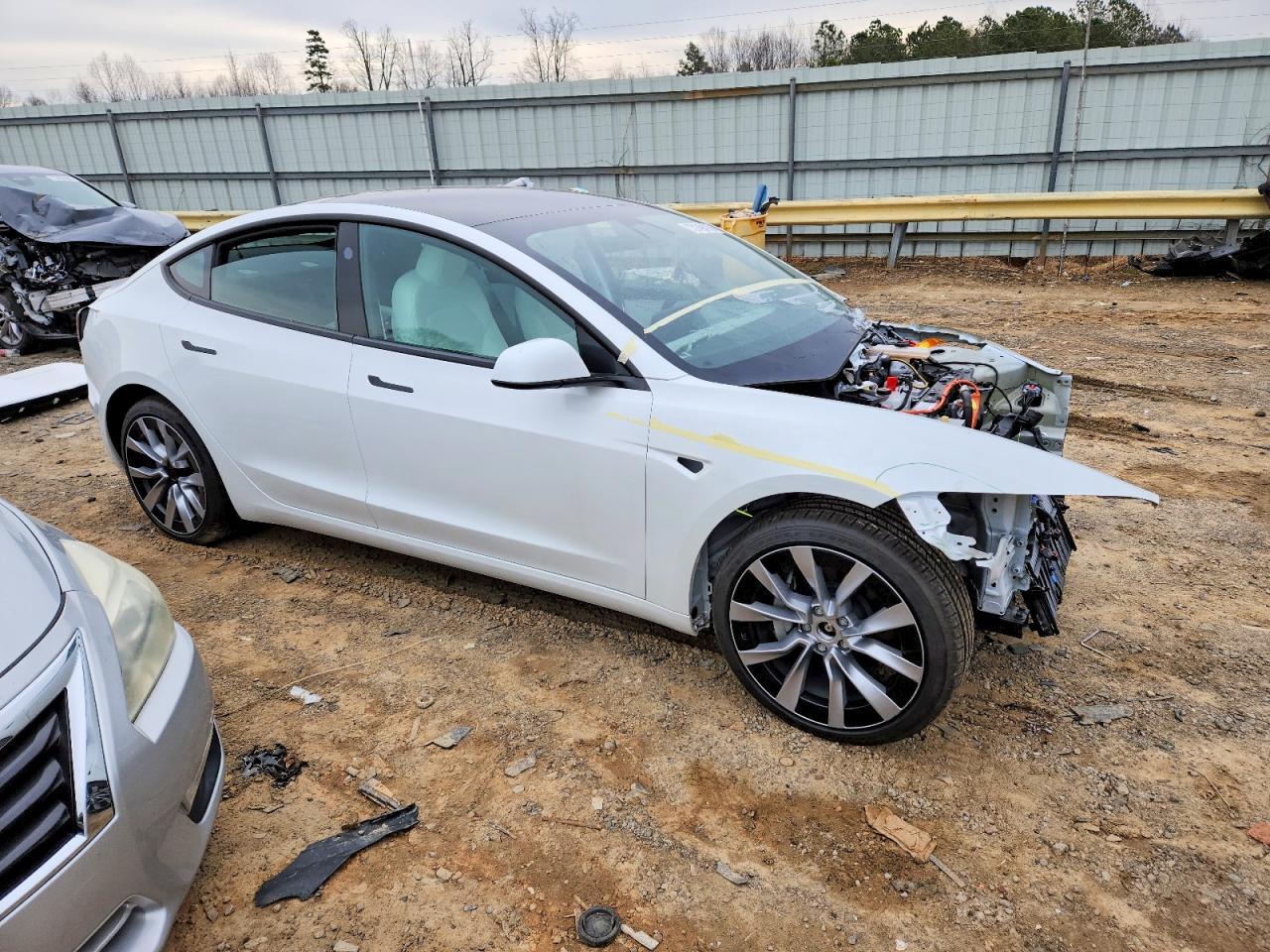 2025 TESLA MODEL 3