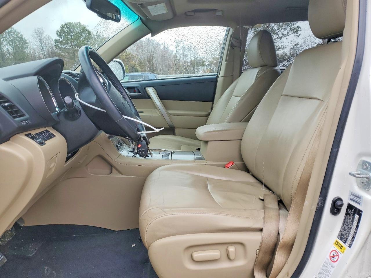 2012 TOYOTA HIGHLANDER