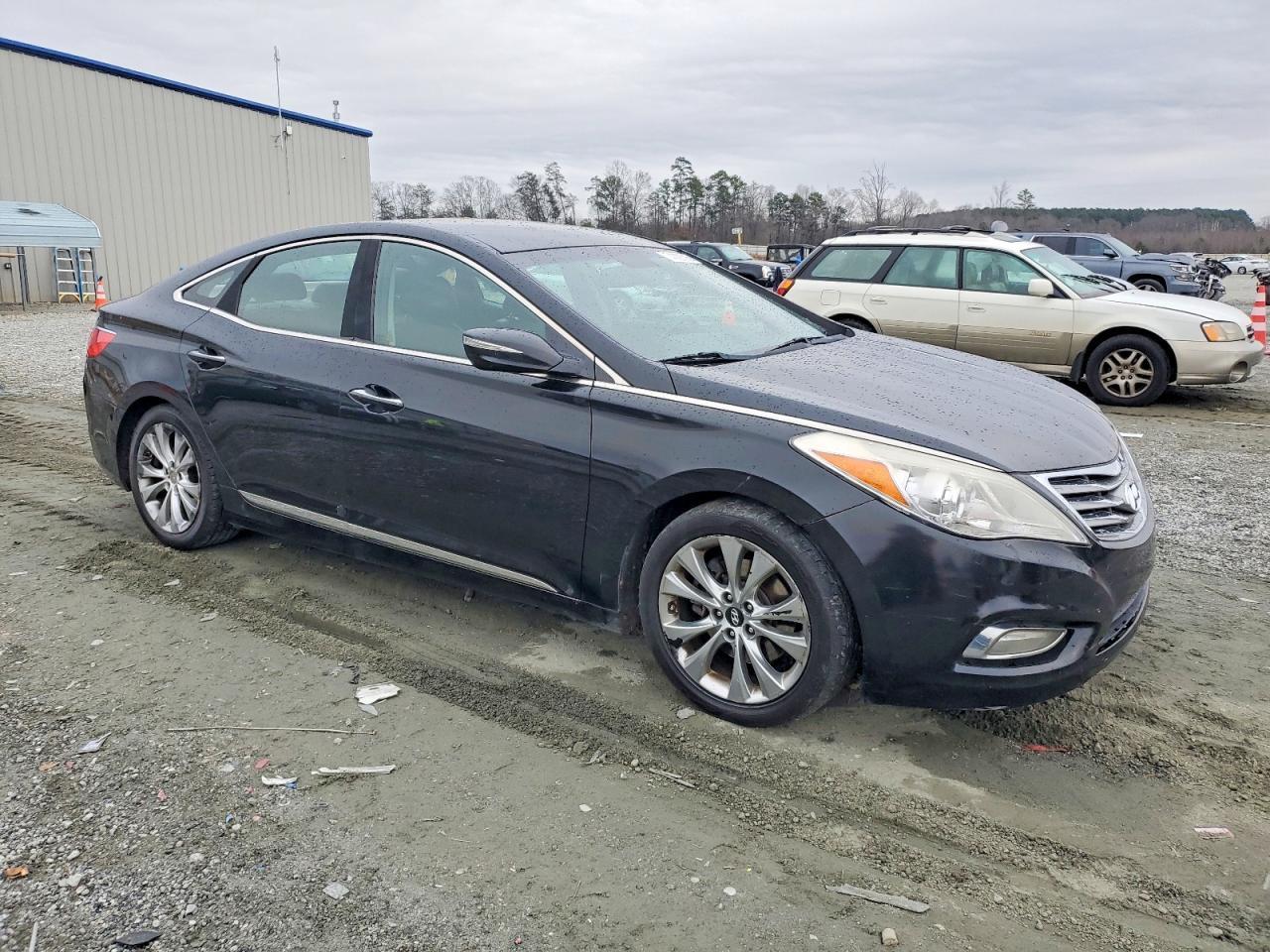 2012 HYUNDAI Azera