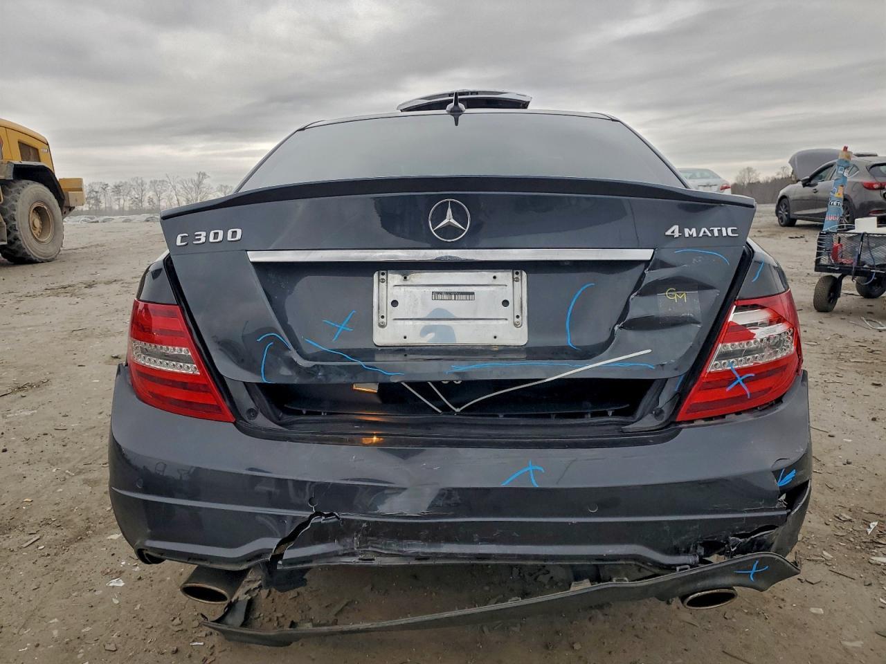 2012 MERCEDES-BENZ C-CLASS