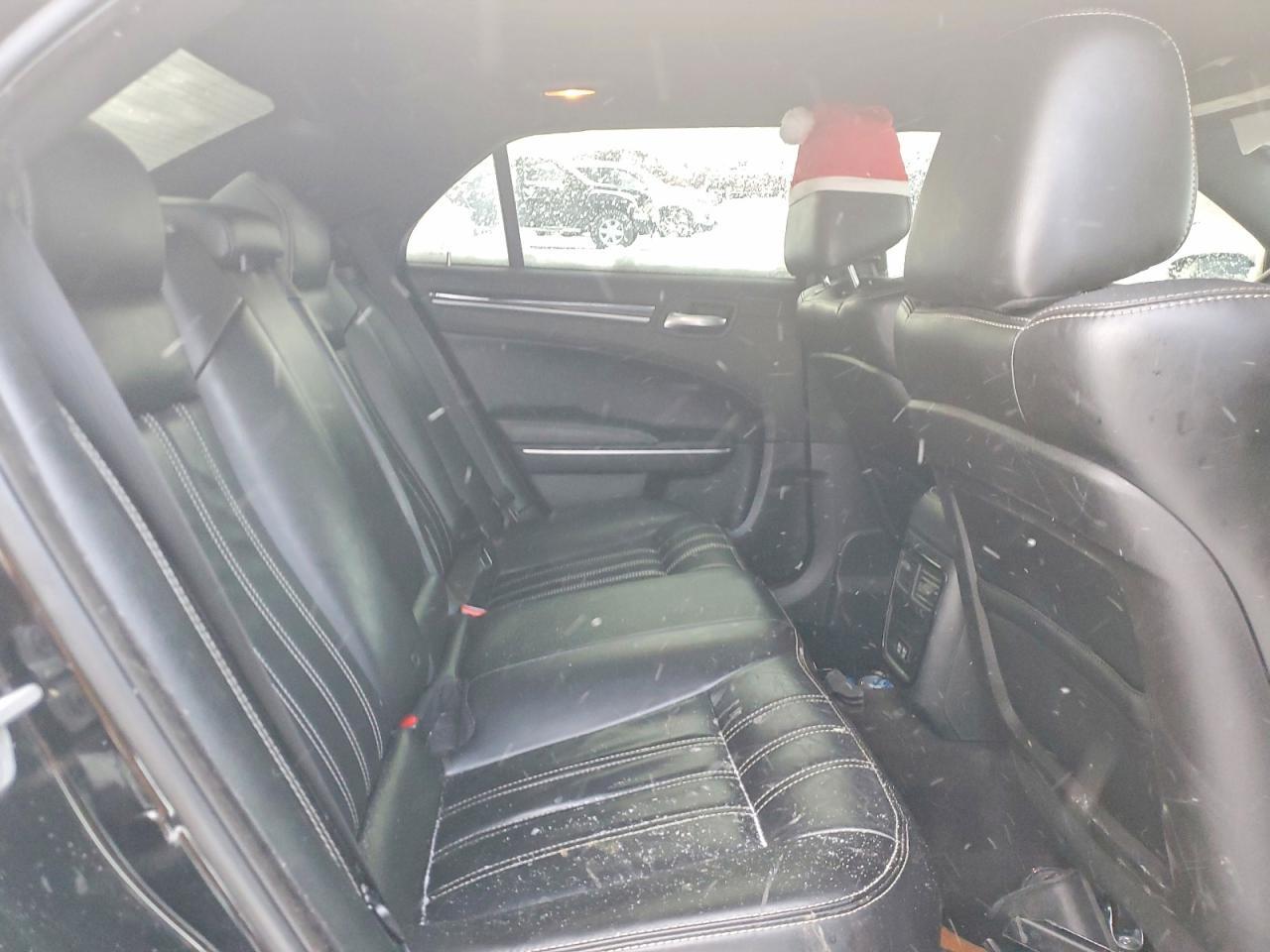 2019 CHRYSLER 300