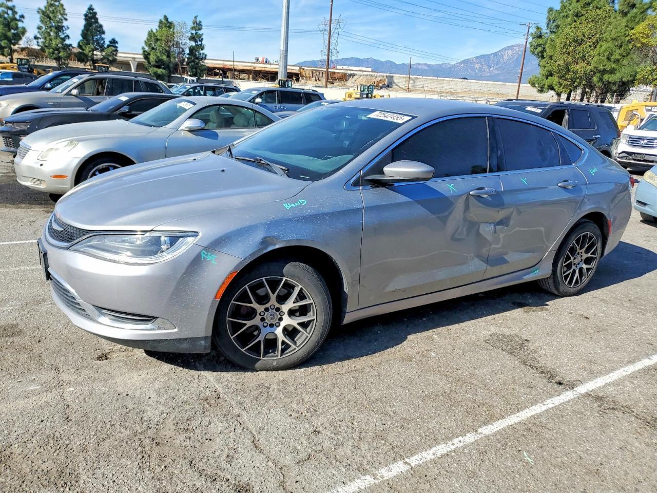 2015 CHRYSLER 200