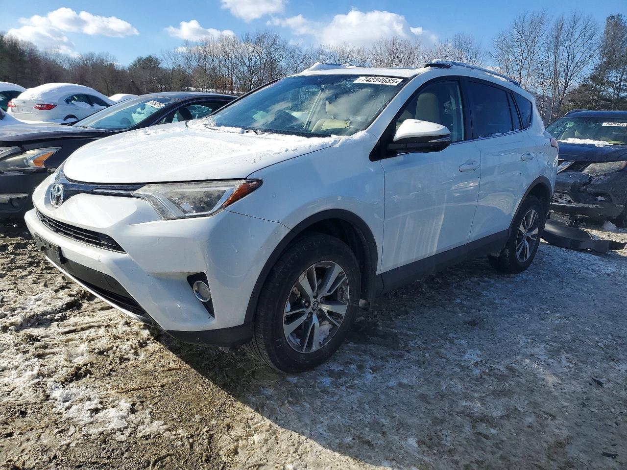 2016 TOYOTA RAV4
