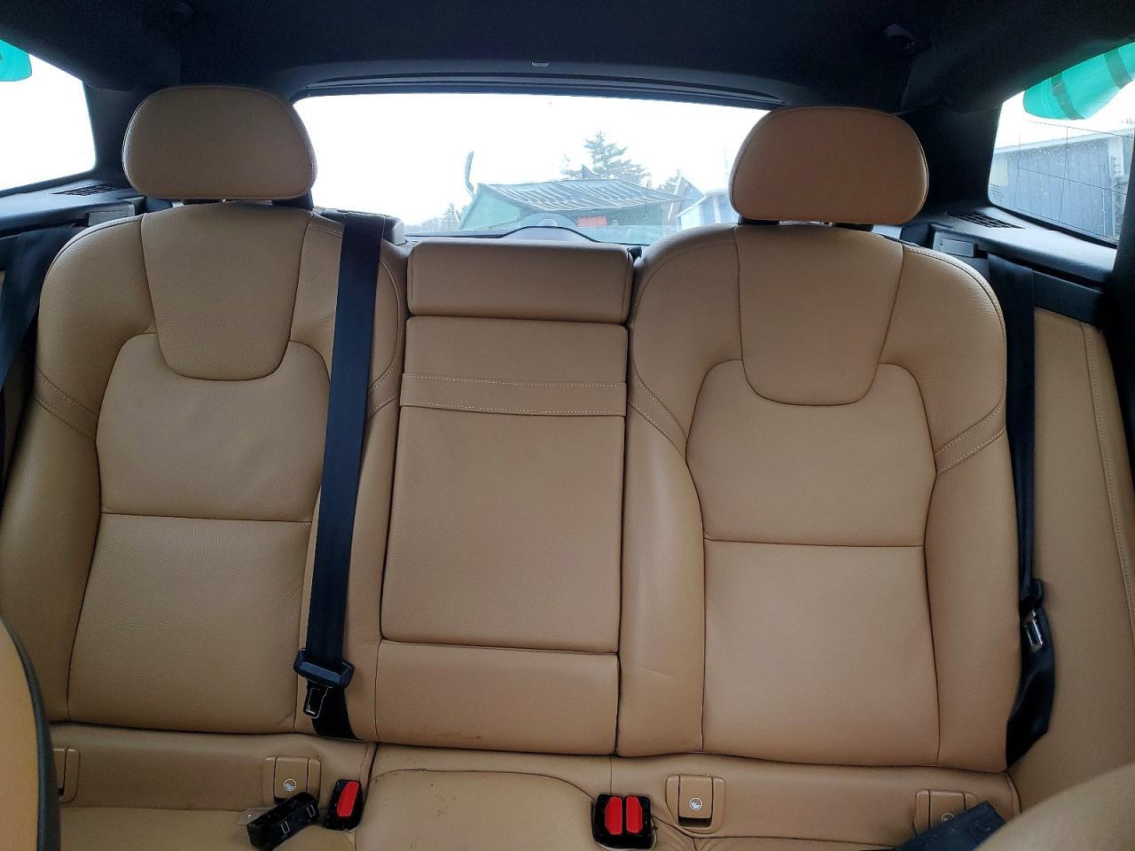2018 VOLVO XC60