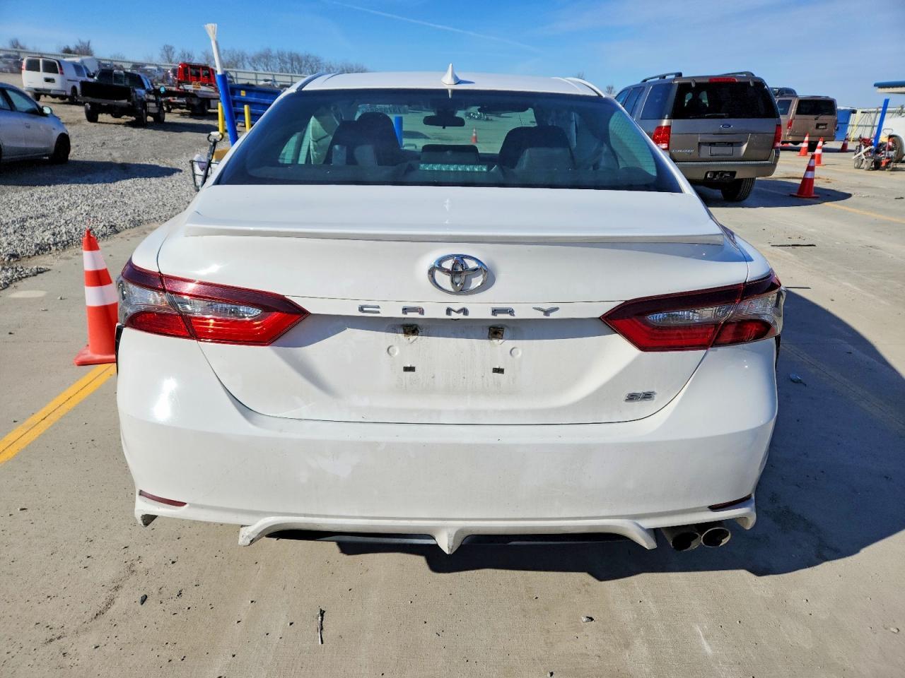 2021 TOYOTA CAMRY