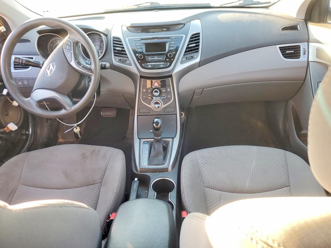 2016 HYUNDAI ELANTRA