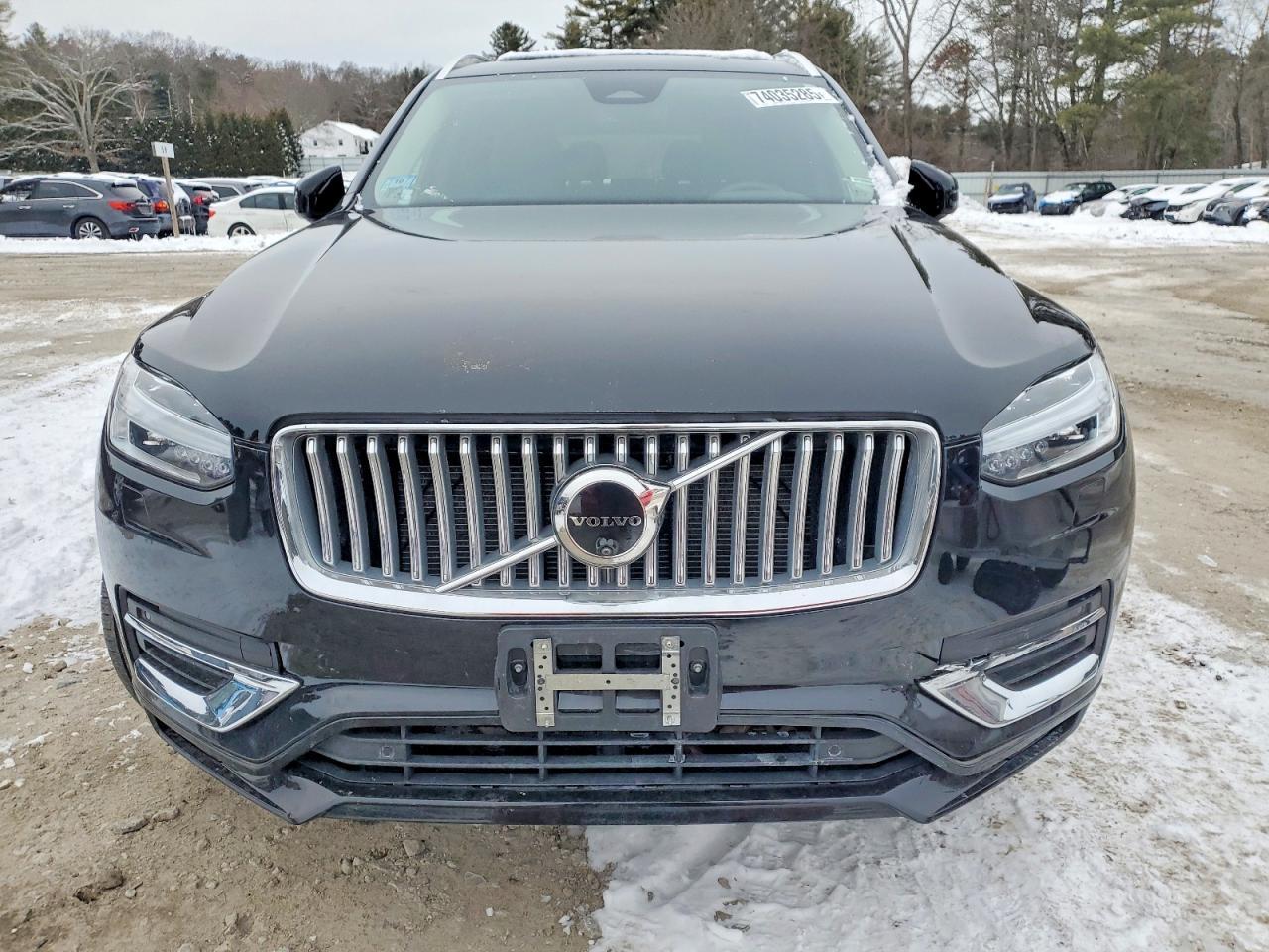 2024 VOLVO XC90