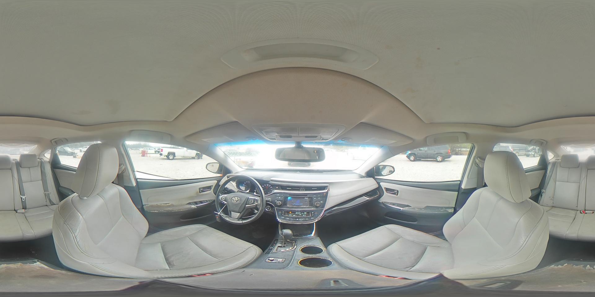 2013 TOYOTA Avalon
