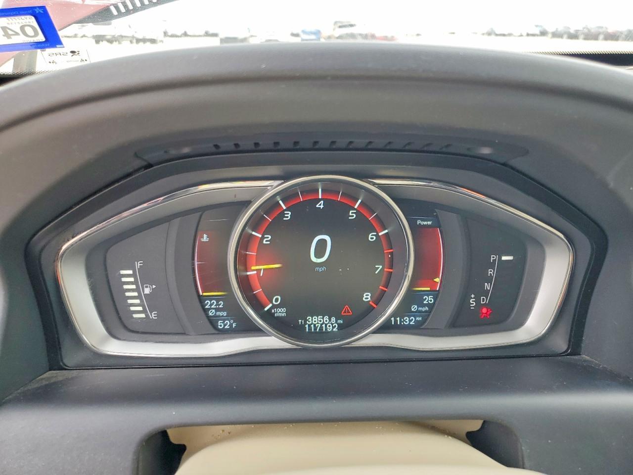2015 VOLVO XC60