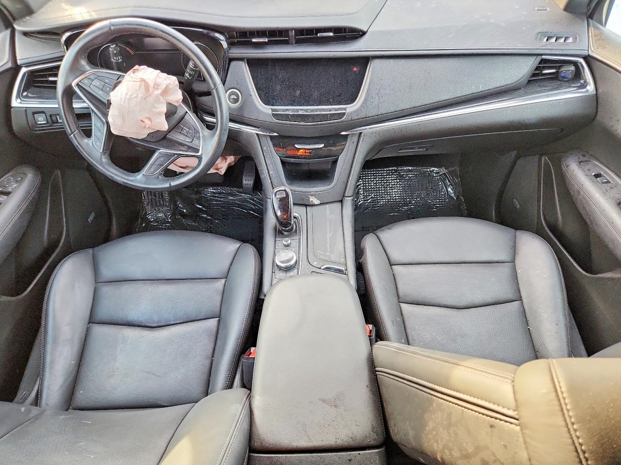 2021 CADILLAC XT5