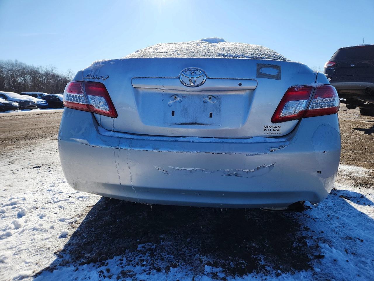 2010 TOYOTA CAMRY