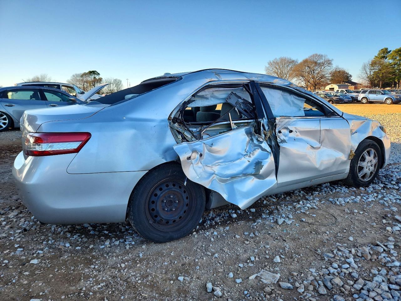 2011 TOYOTA CAMRY