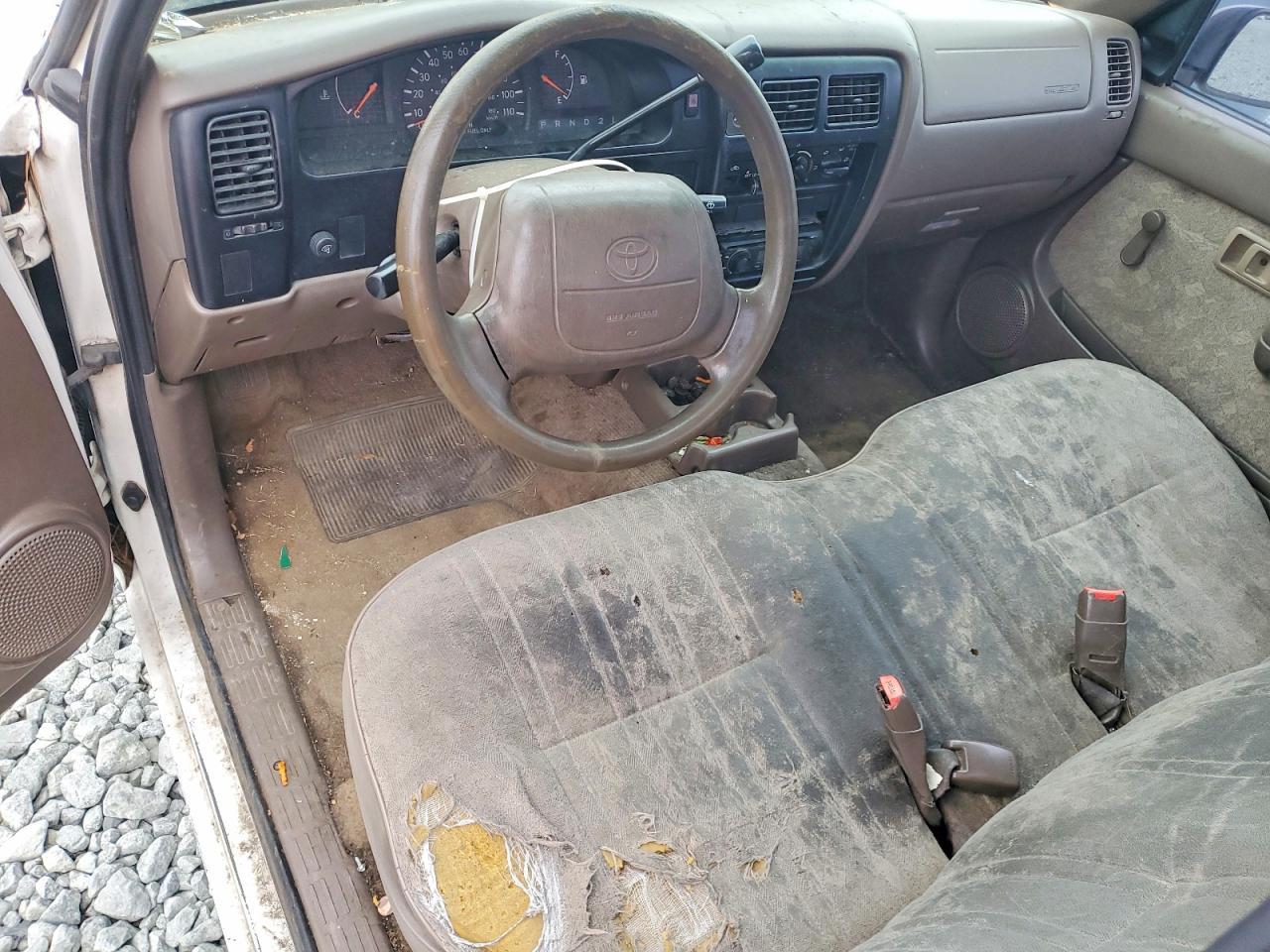 2000 TOYOTA TACOMA