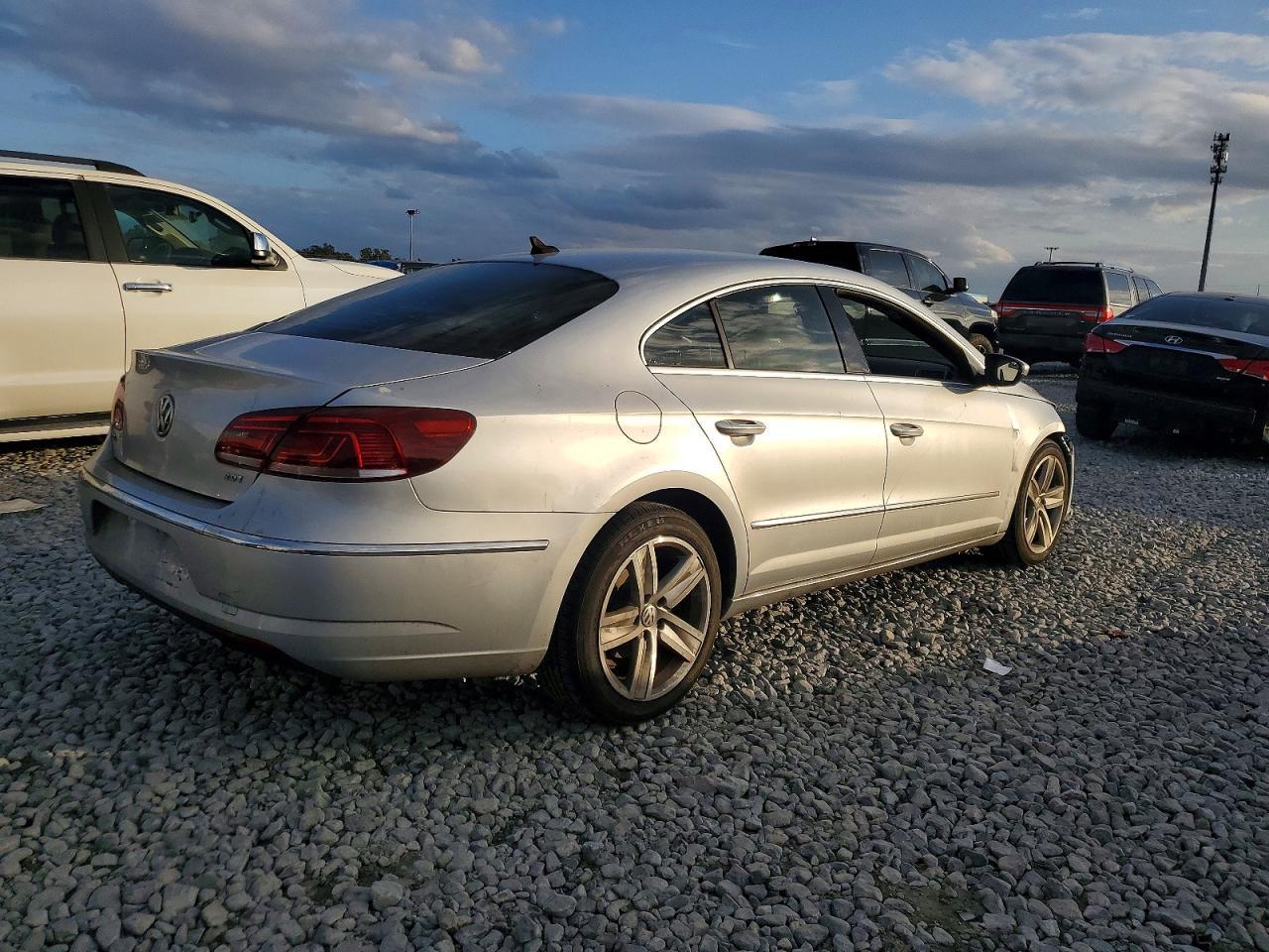 2013 VOLKSWAGEN CC