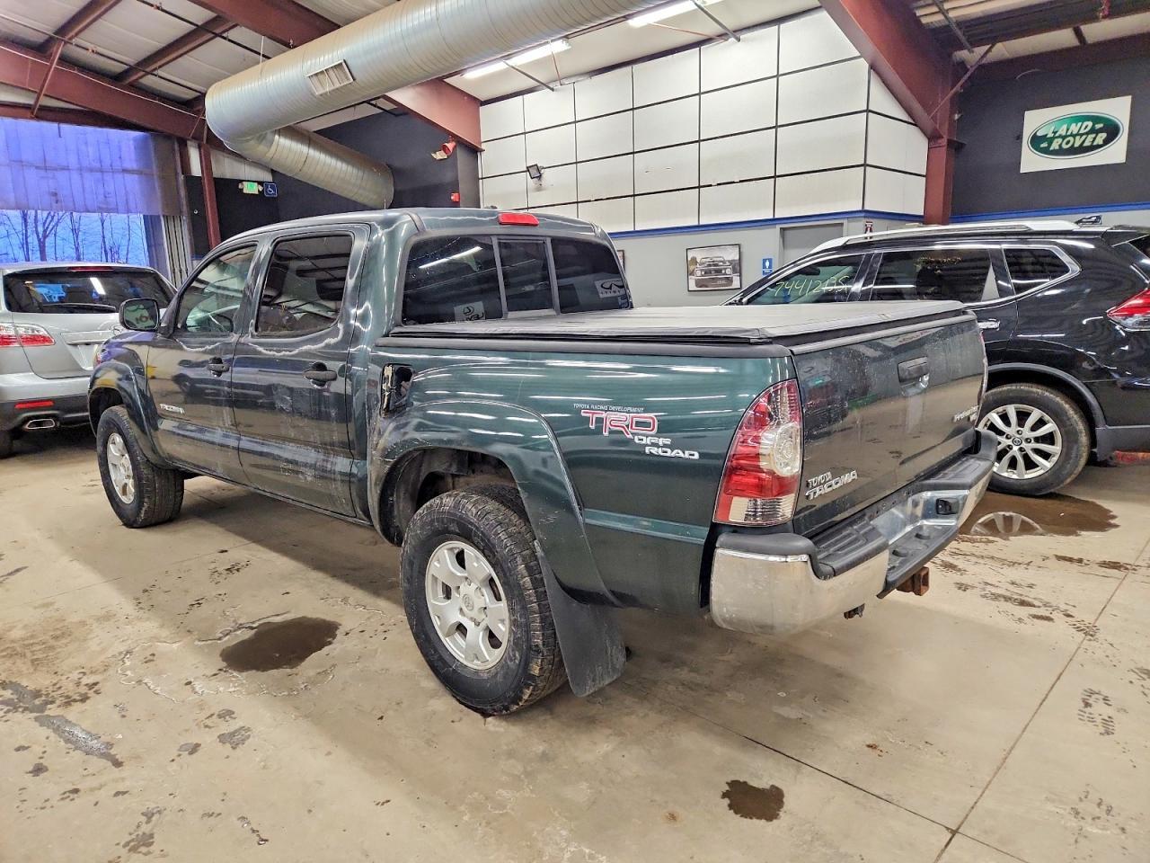 2011 TOYOTA TACOMA