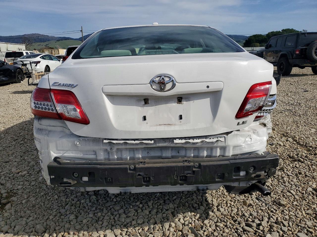 2010 TOYOTA CAMRY