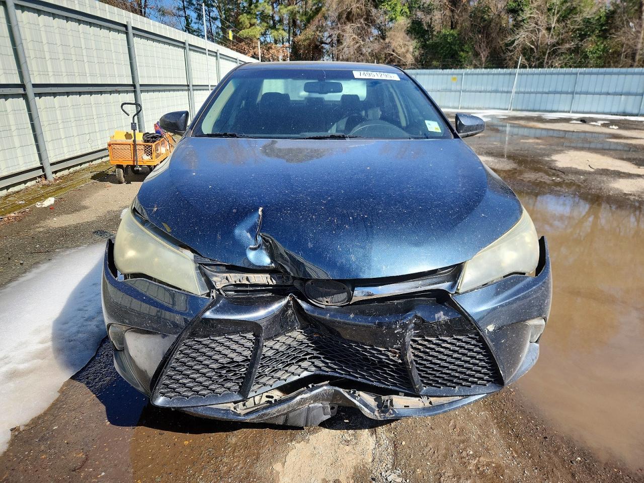2016 TOYOTA CAMRY
