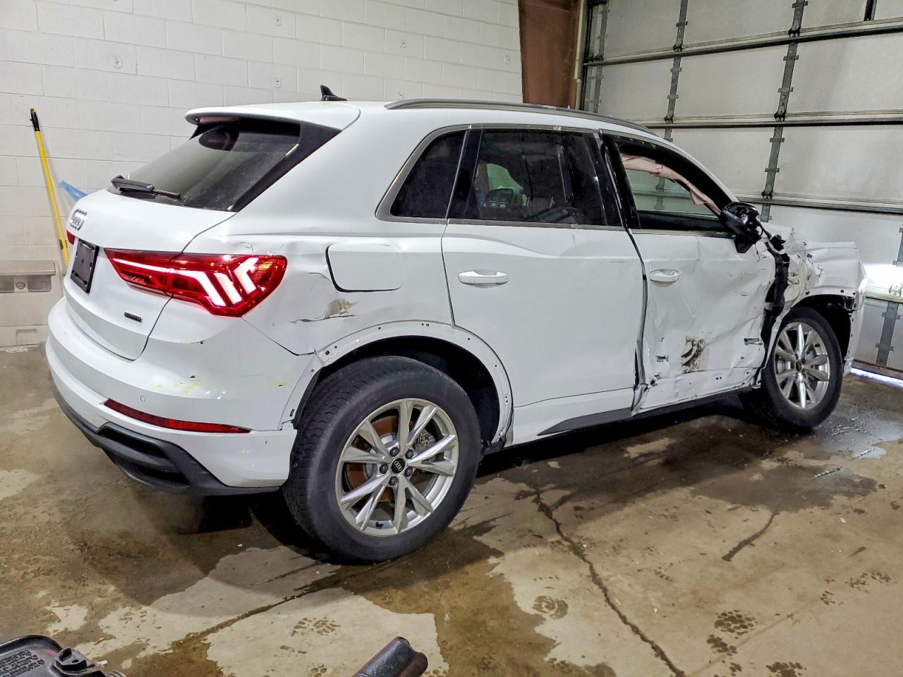 2025 AUDI Q3