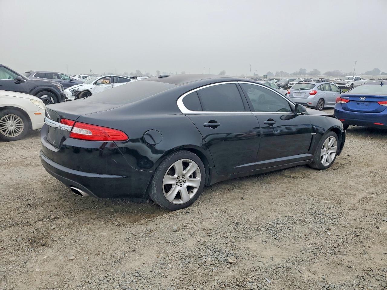 2010 JAGUAR XF