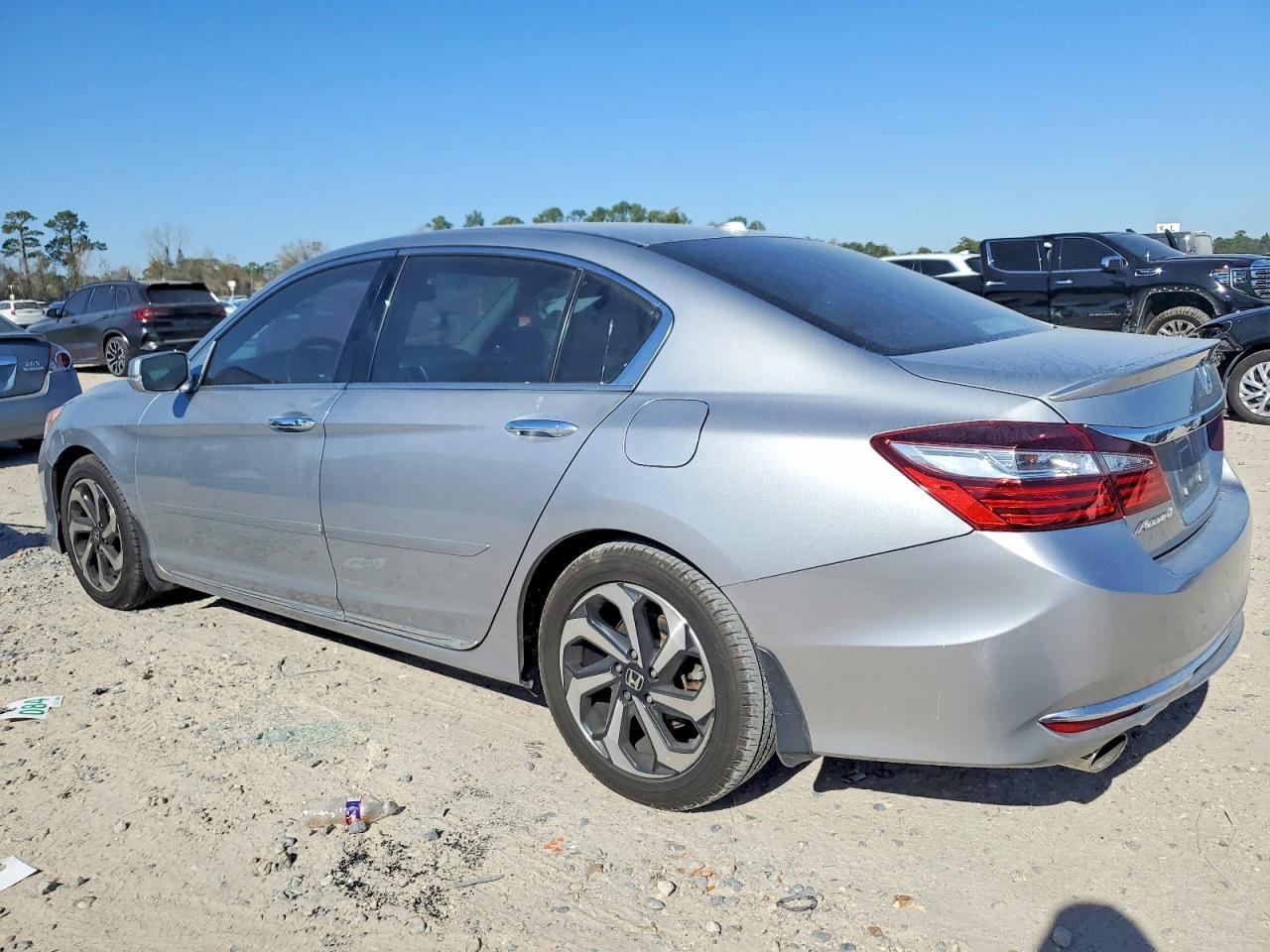 2016 HONDA ACCORD