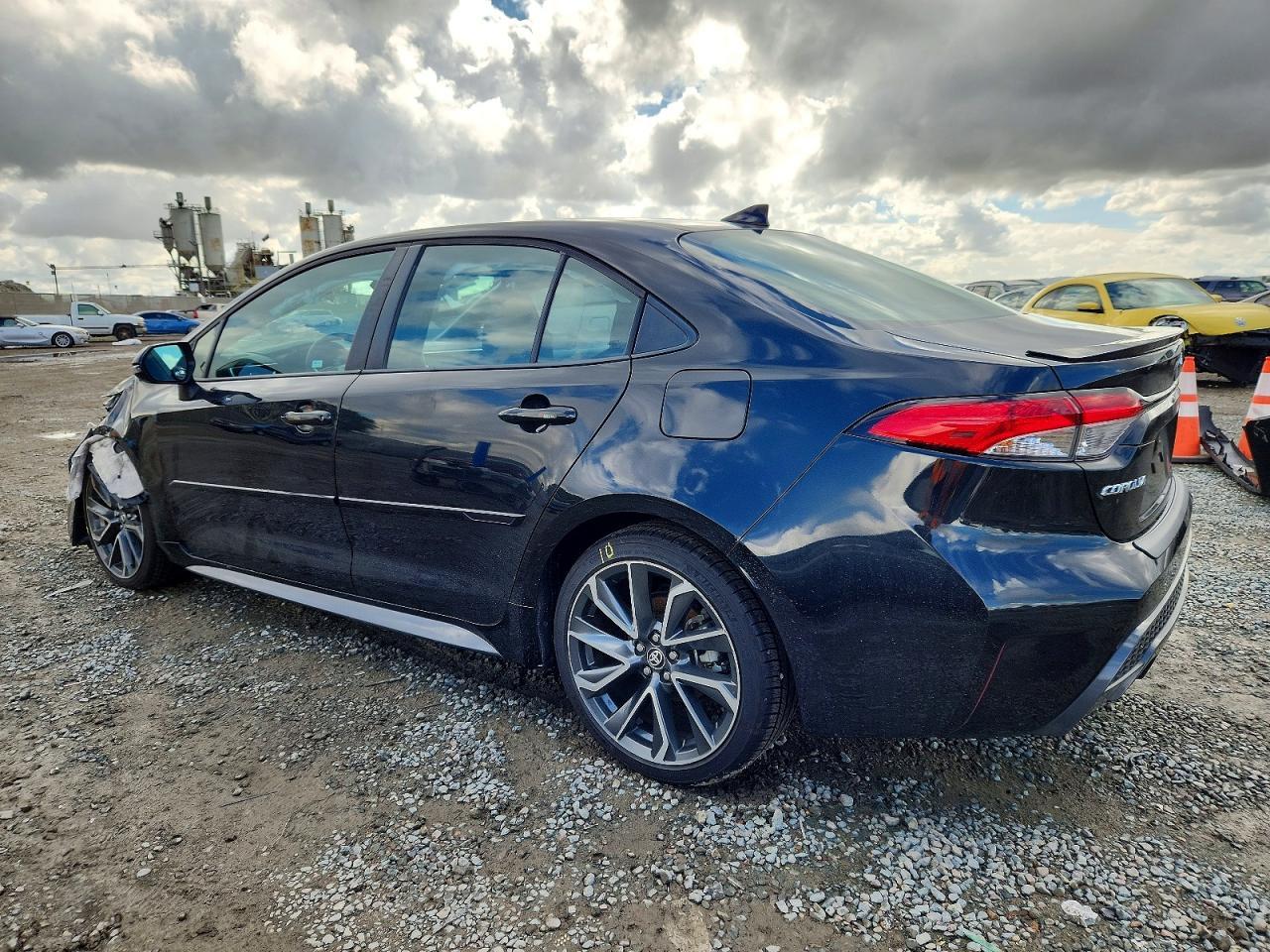 2021 TOYOTA COROLLA