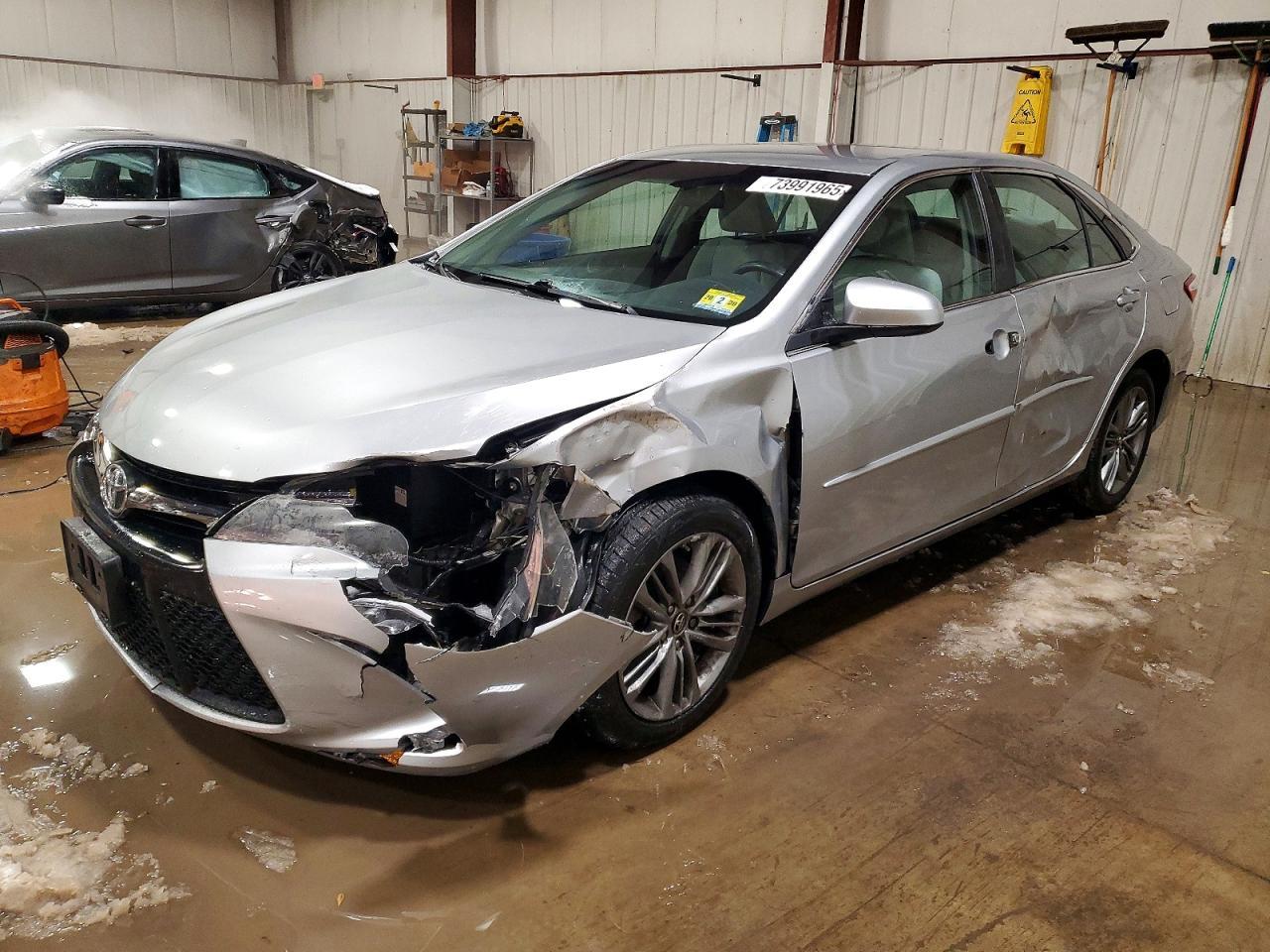 2017 TOYOTA CAMRY