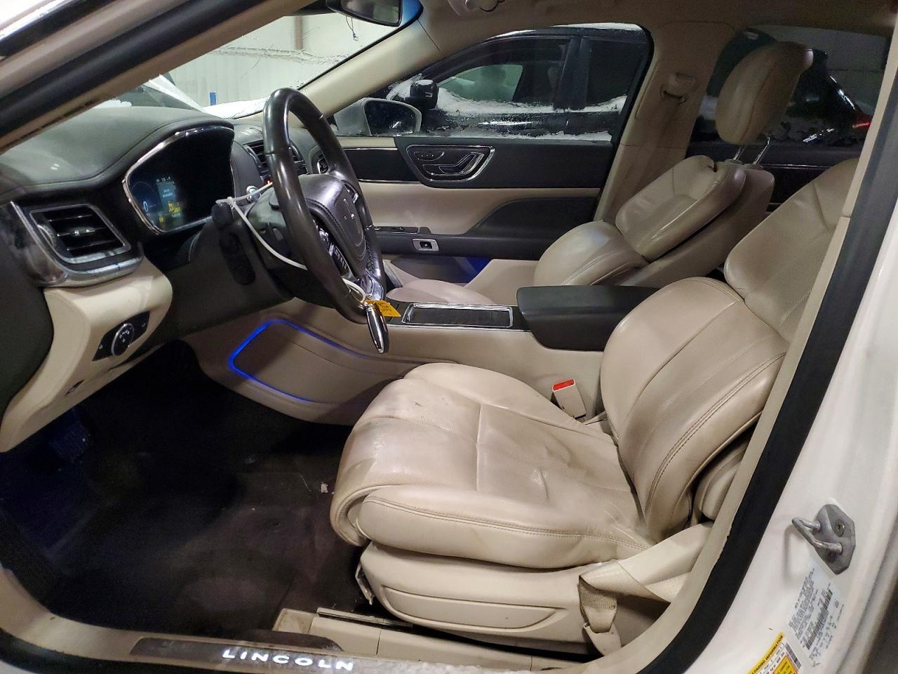 2018 LINCOLN Continental