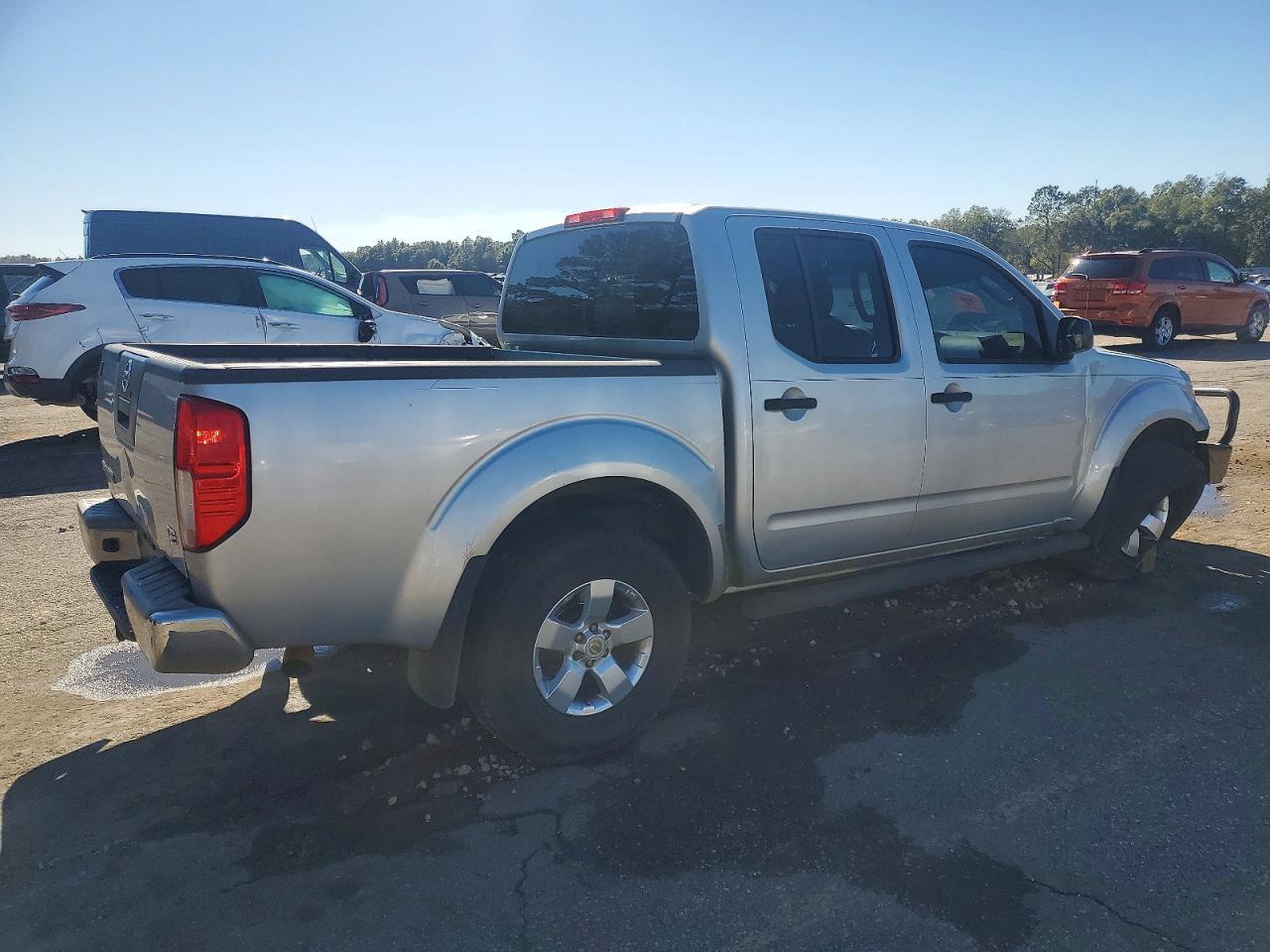 2009 NISSAN Frontier