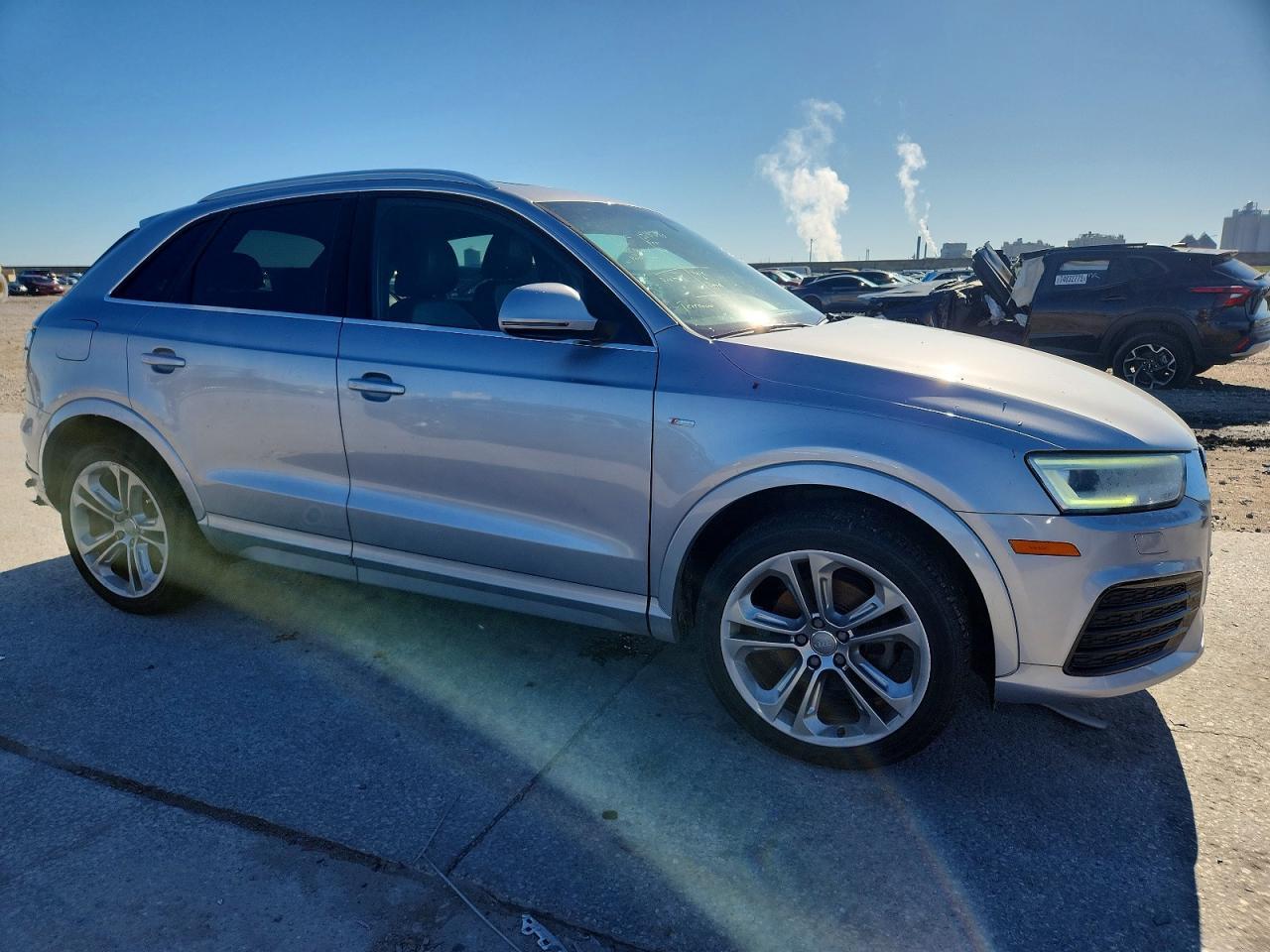 2016 AUDI Q3