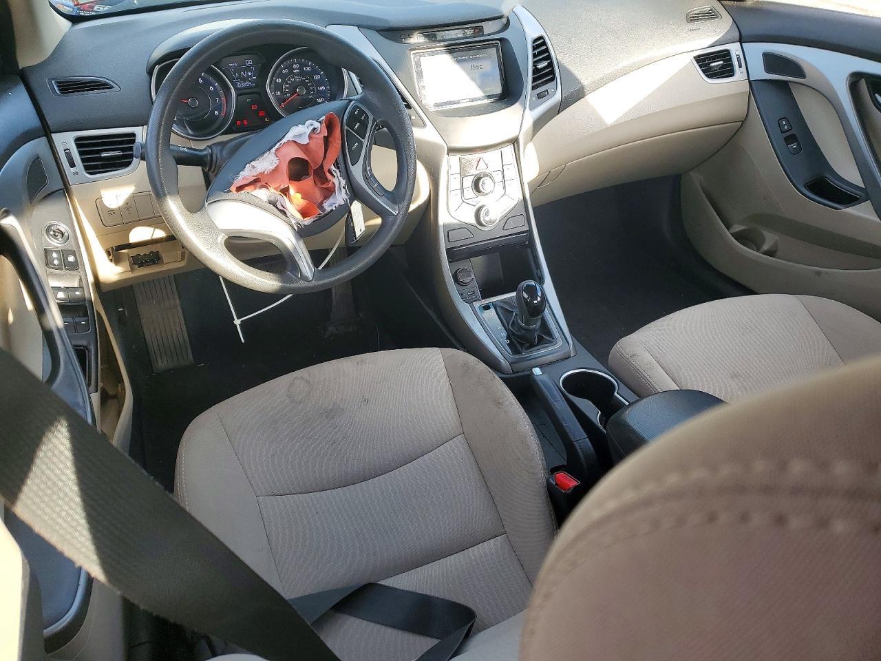 2016 HYUNDAI ELANTRA