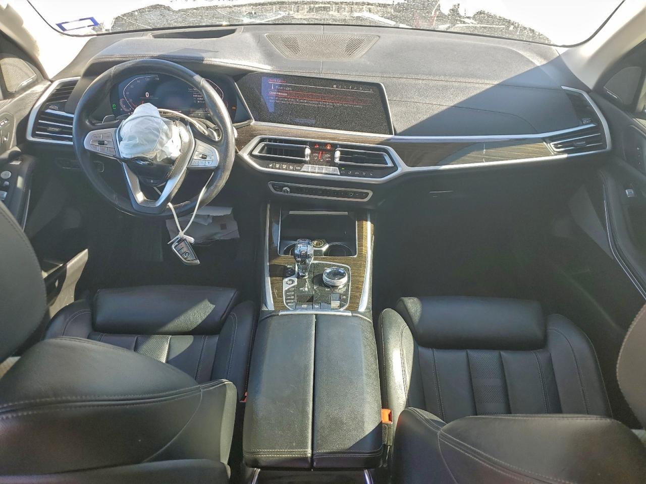 2020 BMW X7