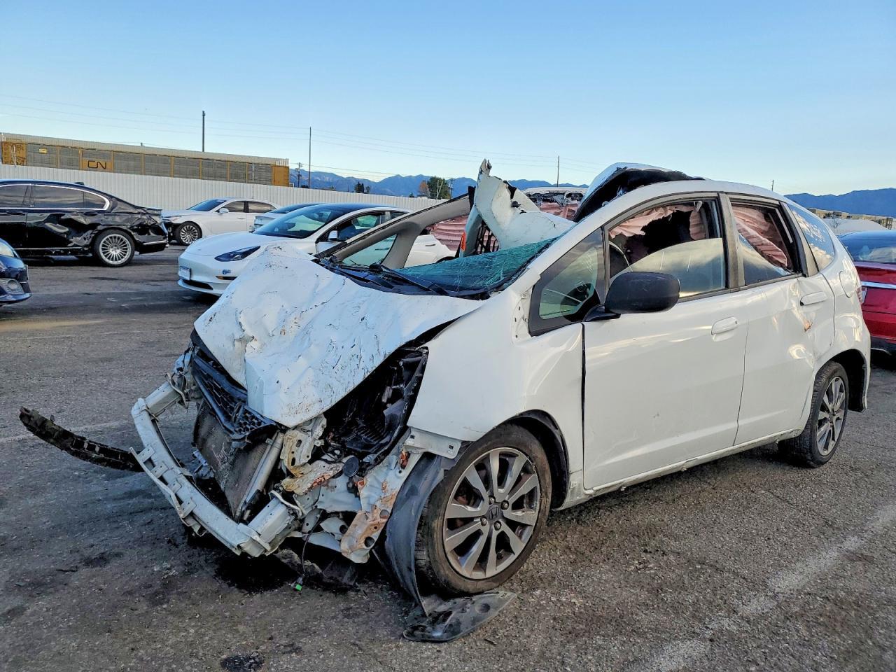 2013 HONDA FIT