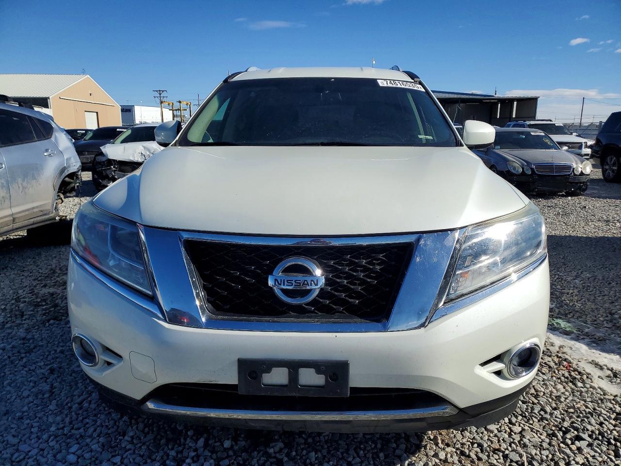 2015 NISSAN PATHFINDER