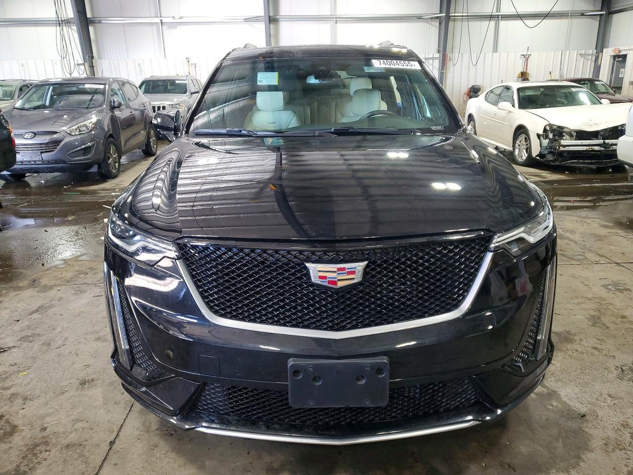 2024 CADILLAC XT6