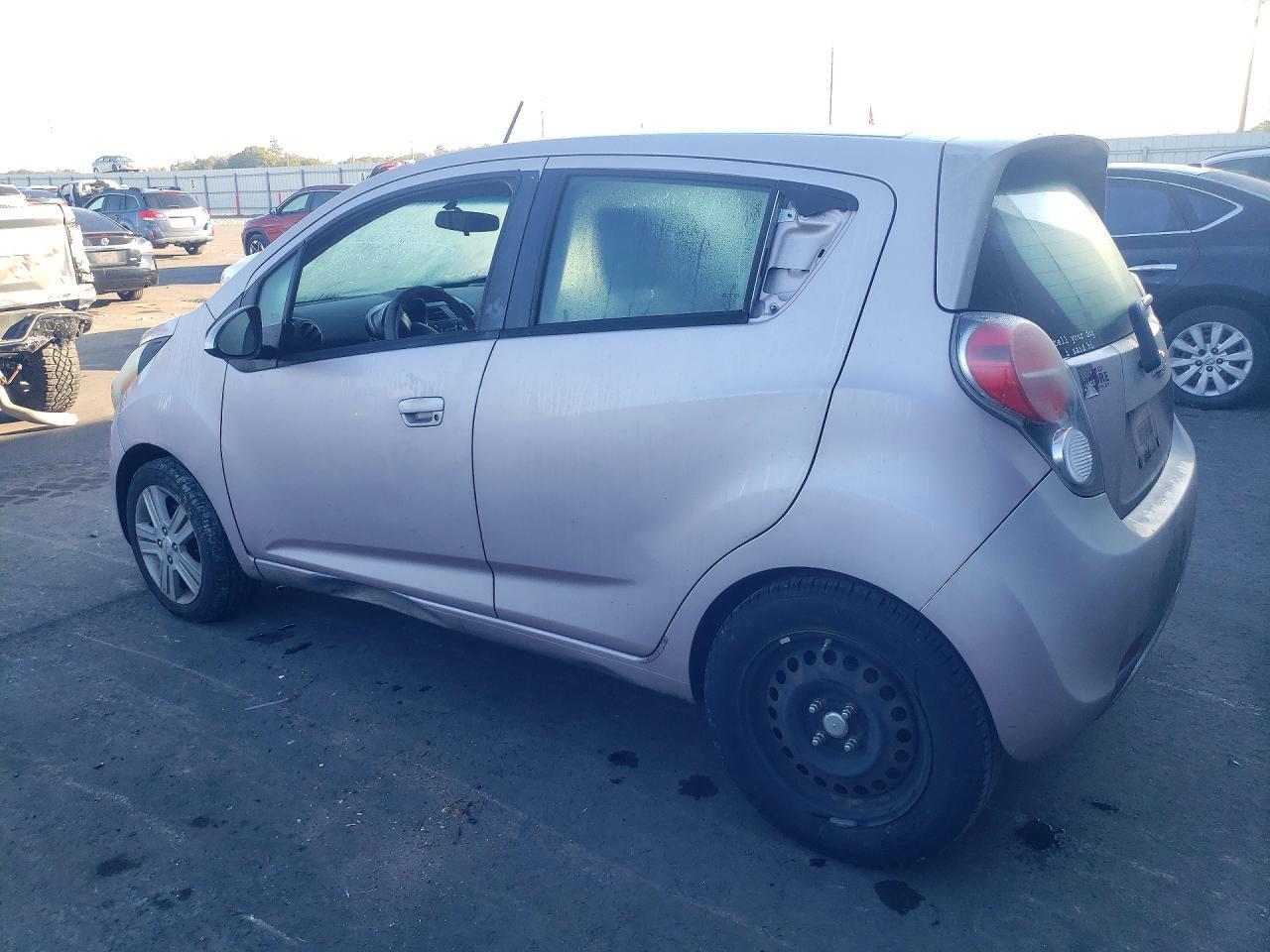 2013 CHEVROLET Spark