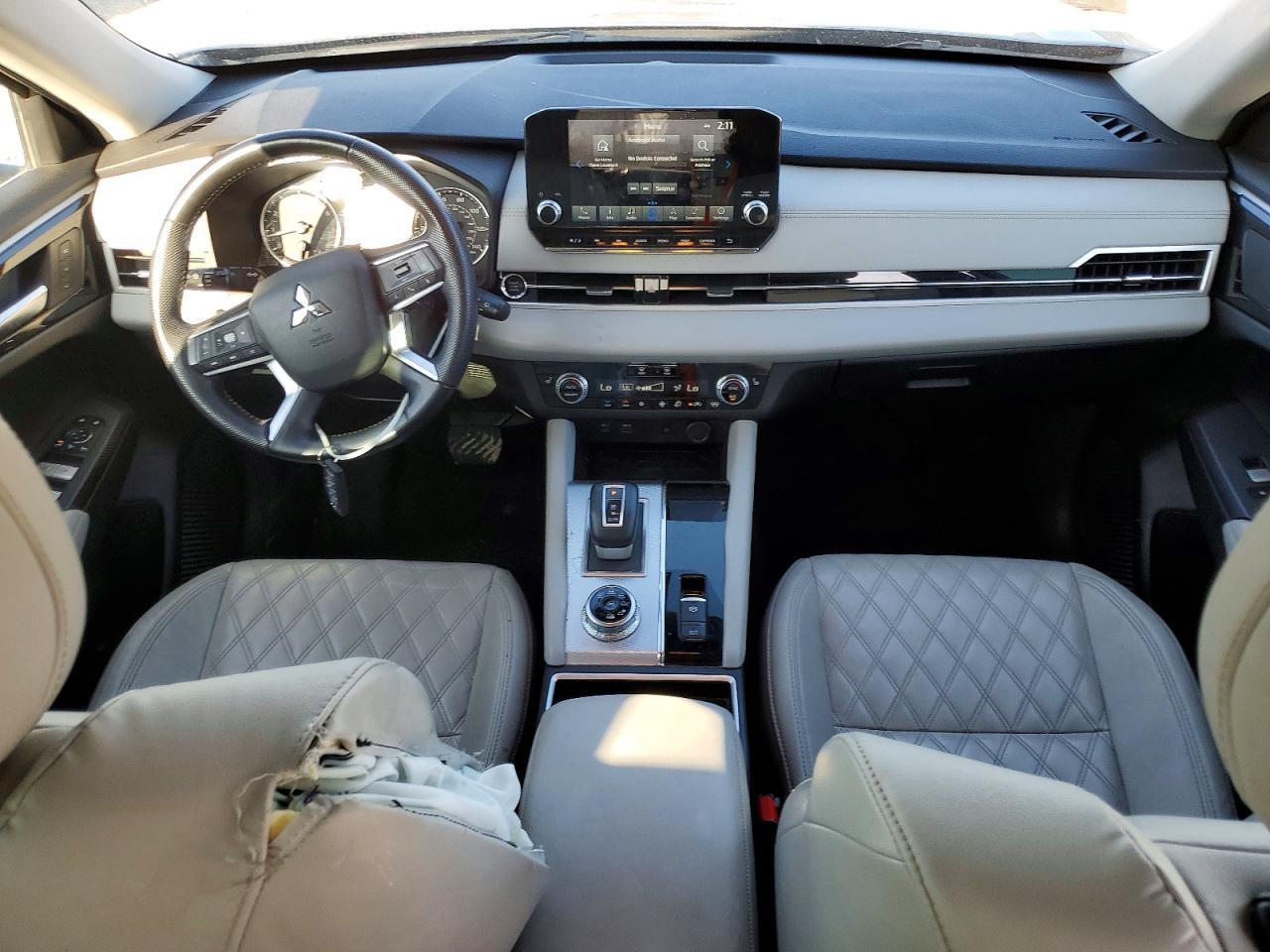 2022 MITSUBISHI outlander