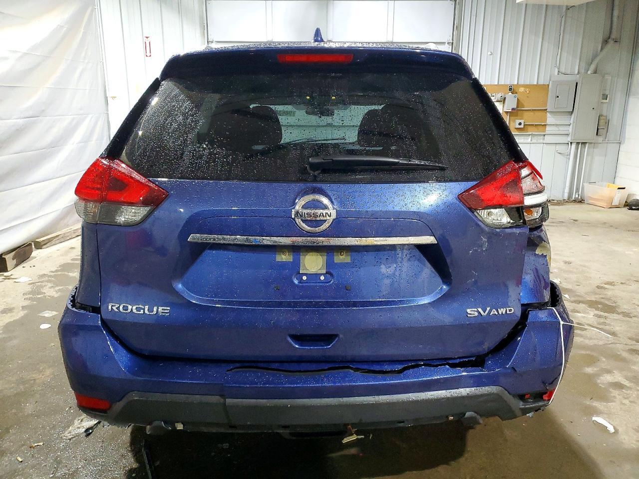 2017 NISSAN ROGUE