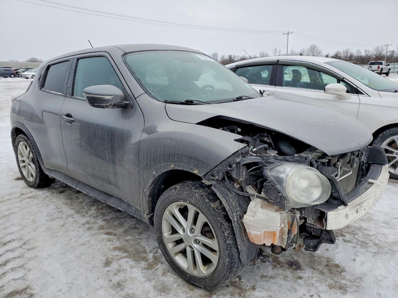 2015 NISSAN Juke