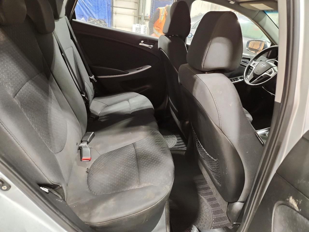 2012 HYUNDAI ACCENT