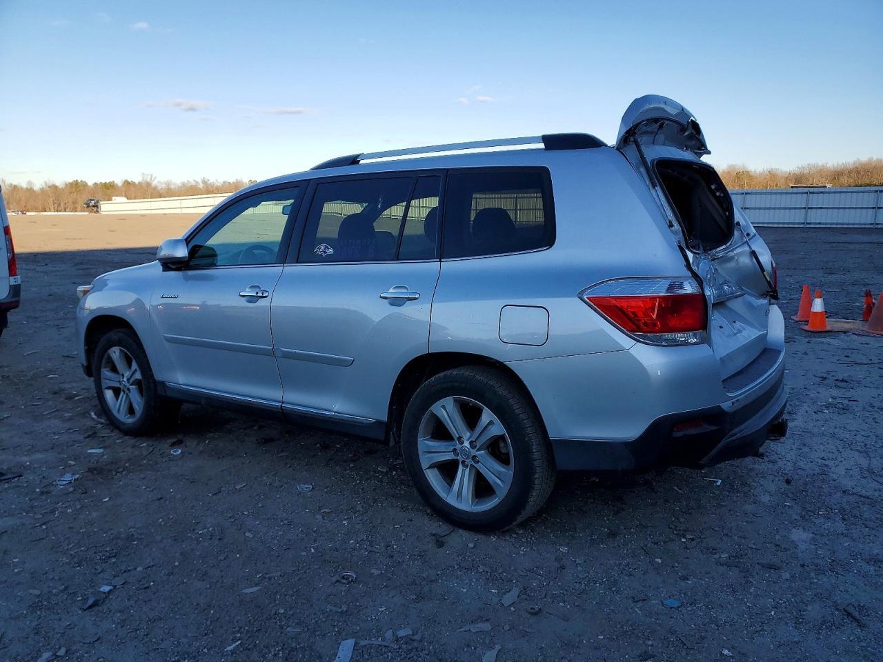 2012 TOYOTA HIGHLANDER